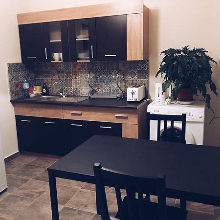 Studio In Heart Of Limassol Ngoại thất bức ảnh